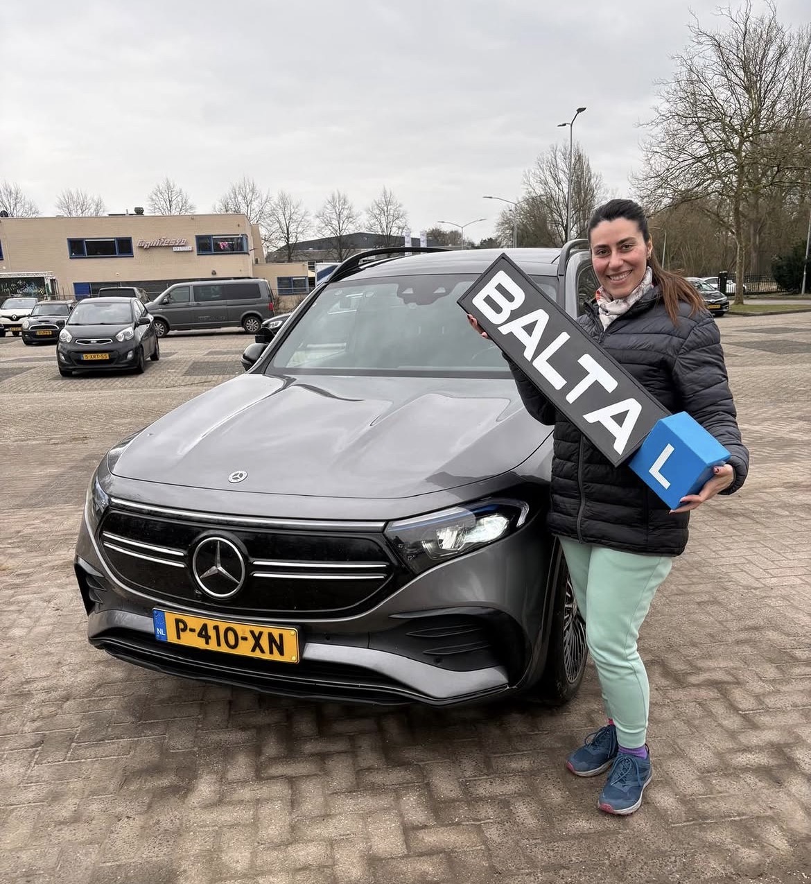 Sofia geslaagd voor het rijbewijs bij Rijschool Balta Hoorn